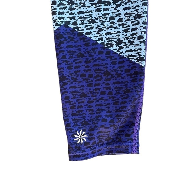 Athleta 7/8 Camo Sonar Leggings, Size XS - Picture 5 of 10